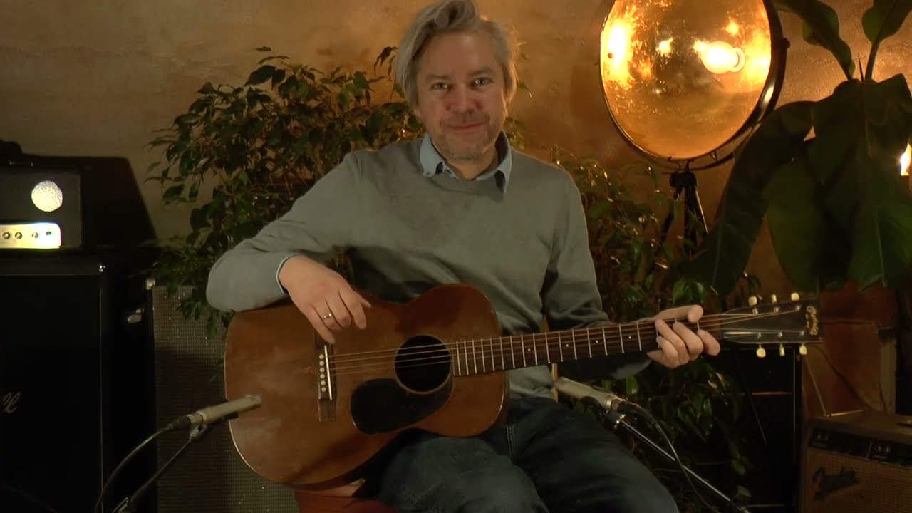 Martin 0-15 from 1942 all mahogani presented by Tobias Hoffmann @VintageGuitarOldenburg