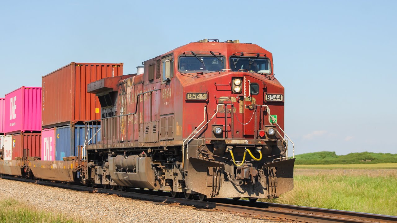 CP 8544 (146) at Indus, AB (8/12/2025)
