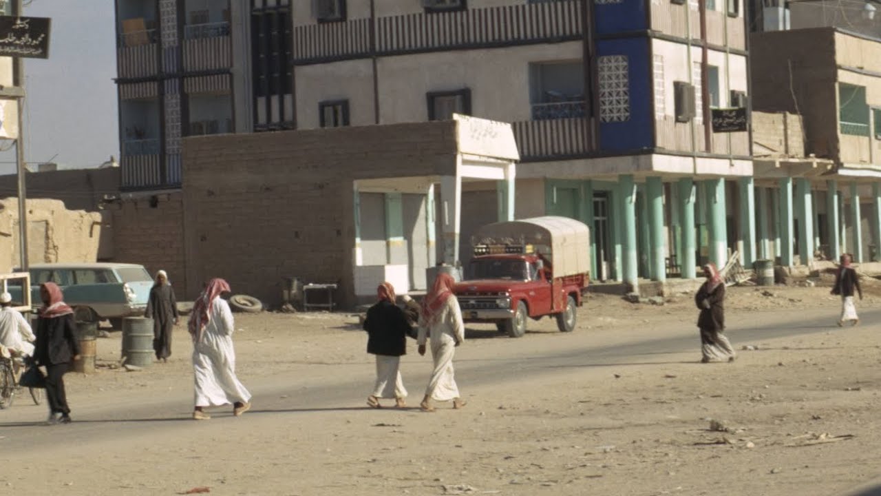 شارع تجاري في مدينة الخرج سنة 1969 | السعودية - صور قديمة