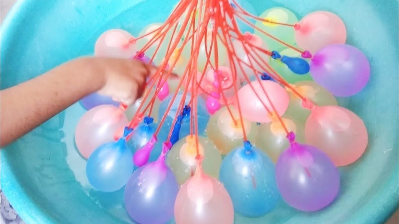 Adi & Aditi Play With Water Balloons & Balloons Pop For Kids | Holi Balloons