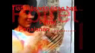 Poppy Mercury   Potret Perjalanan