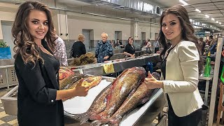 Foreigners visit Rostov-on-Don. Market, lobsters and bull's testicles.