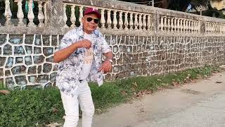 Couto  presents a song KHA, KHA, KHA. East Indian food is best, but take guidelines from the Doctor.