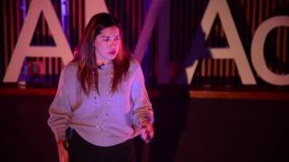¿Prueba y error? Es válido si te mueves rápido | Karla Mutaguchi | TEDxUNAMAcatlán
