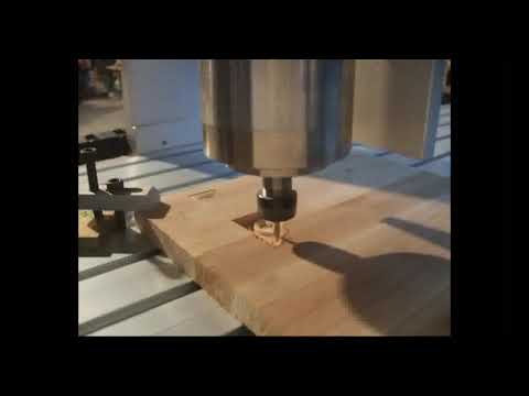 Vidéo: Fraiseuse de bureau CNC