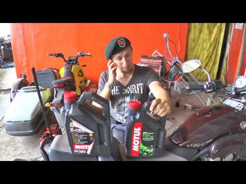 Видео: "Автомобильное" масло в мотоцикл!?!?