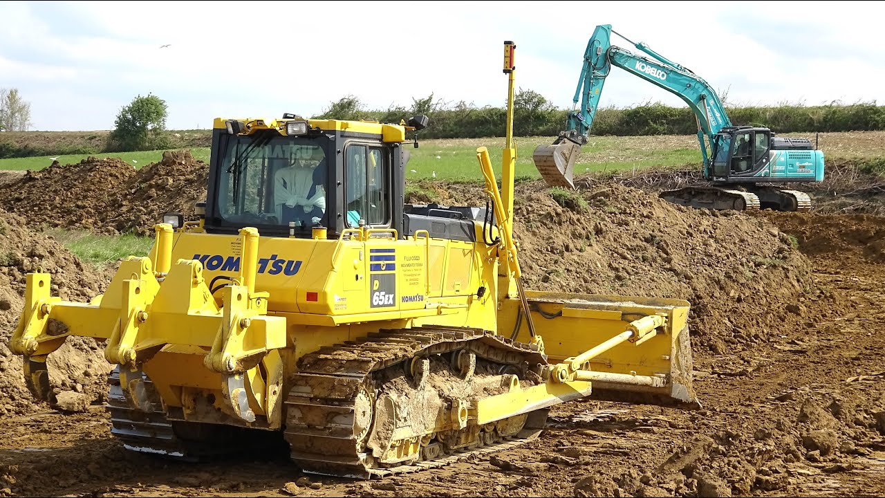 ⁣Fendt | Komatsu | Kobelco | New Holland | MEZZANO - F.LLI COZZI