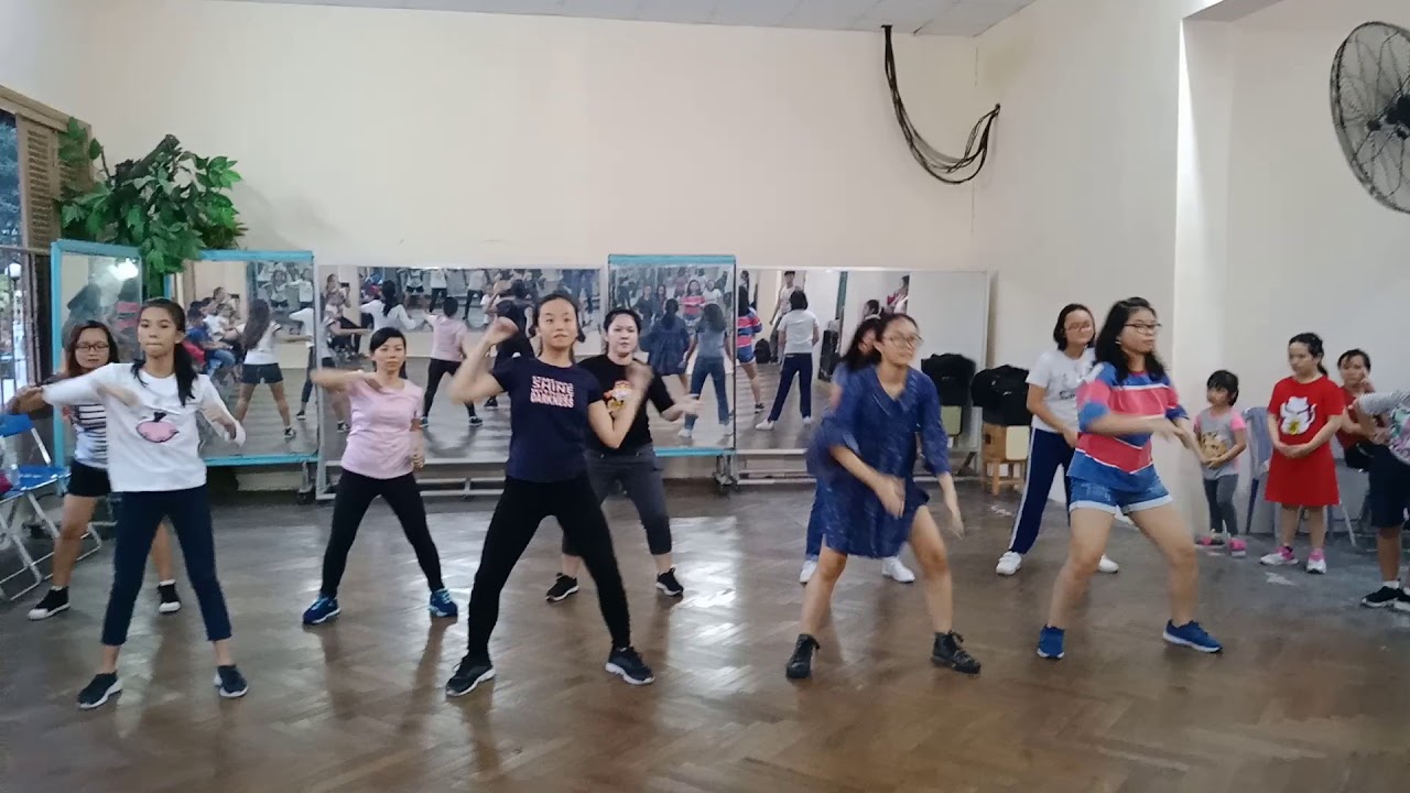 CVHLĐ Q1- chiều 2/4/6- Nhảy hiện đại căn bản - Twert it like Miley