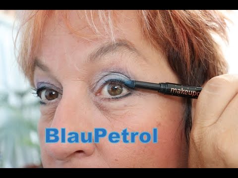 Anwendung Brightliner Blaupetrol mit Butterfly Topper, wisch-und tränenfestes Augen Makeup