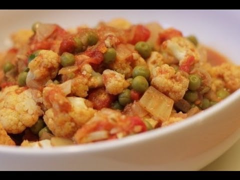 cauliflower-curry-recipe---gobi-matar---indian-cauliflower-masala