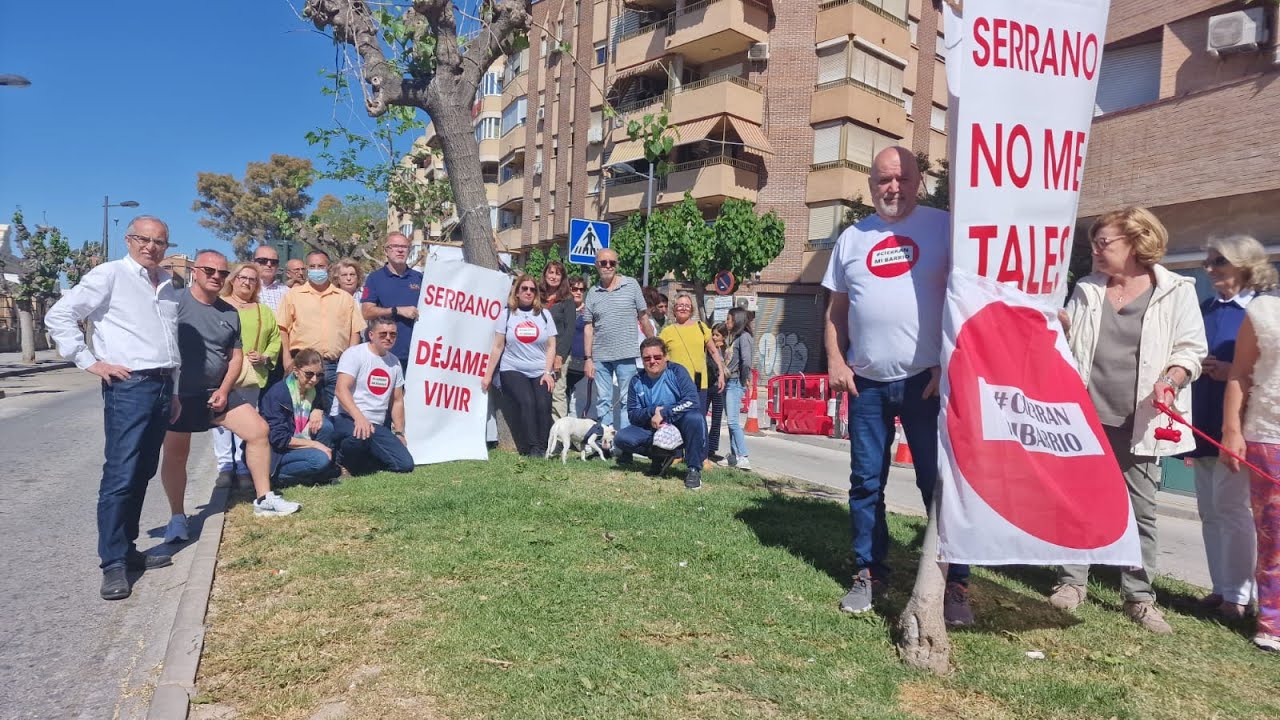 Vecinos del Barrio del Carmen protestan por la tala de árboles | La 7 ...