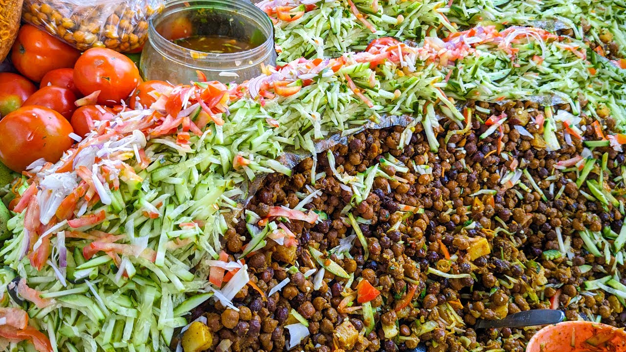 খাঁটি সরিষার তেল দিয়ে ছোলা রান্না রাস্তার পাশে দিনে বিক্রি ৭৫ কেজি রান্না করা ছোলা