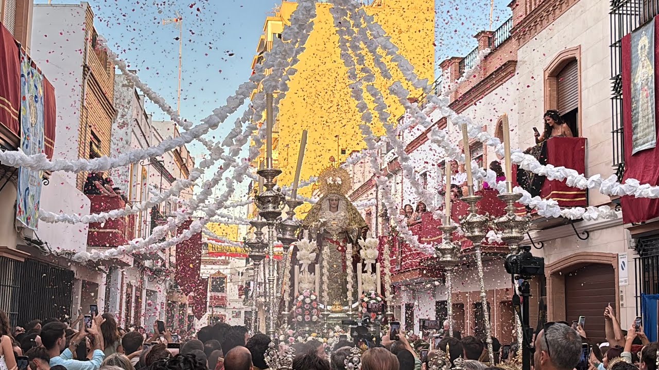 Soledad Coronada Coria del Río (Santo Rosario HHCC 2025)