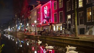 Kitiltanák a turistákat a marihuánát árusító coffee shopokból, ezzel javítanák Amszterdam imázsát…