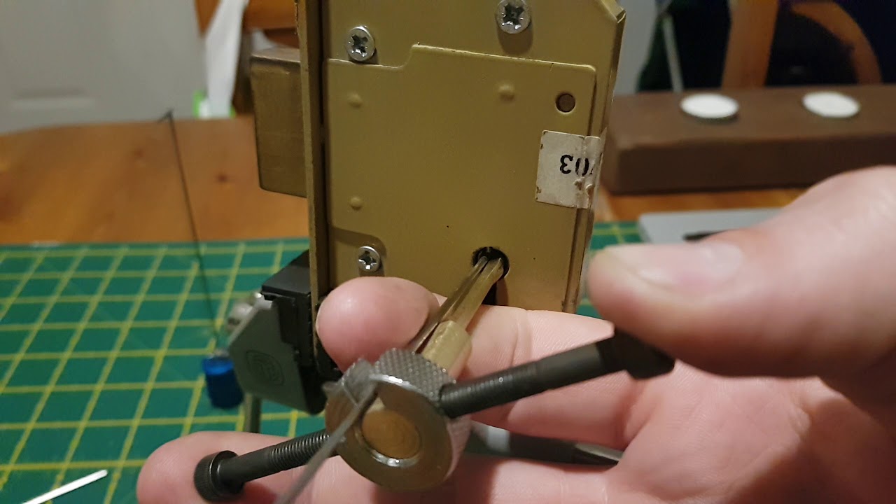 (93) Asec BS 5 lever lock picked and gutted (new tension tool)