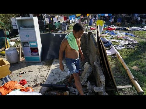 Videó: Tájfun sújtja a Fülöp-szigeteket?