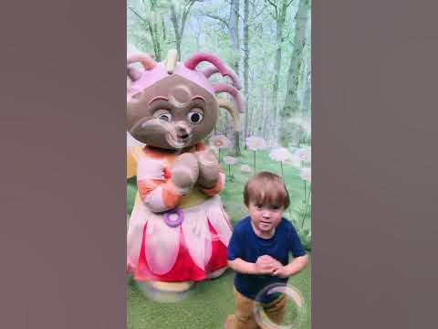 Meeting Upsy Daisy - YouTube