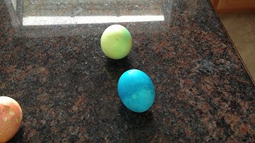 Tutorial: Hard boiled egg vs raw egg test