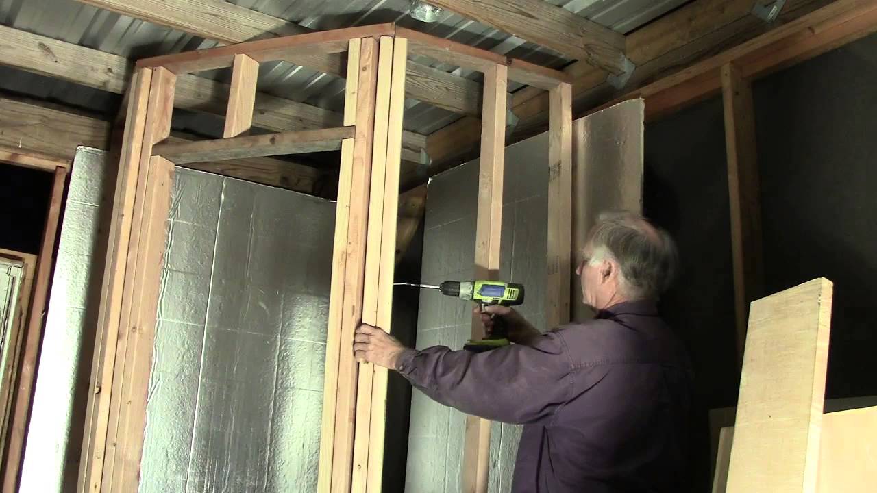 Corner closet framing last part - YouTube