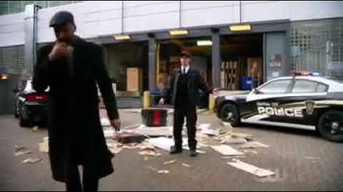 The Flash 4x17 | Barry and Ralph Cause Problems At A Crime Scene