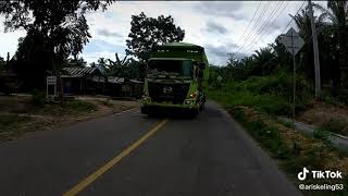 Truk Aris Keling gays
