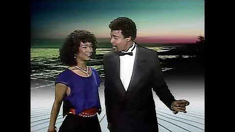 Dennis Edwards - Don't Look Any Further (Official Music Video) ft. Siedah Garrett - DayDayNews