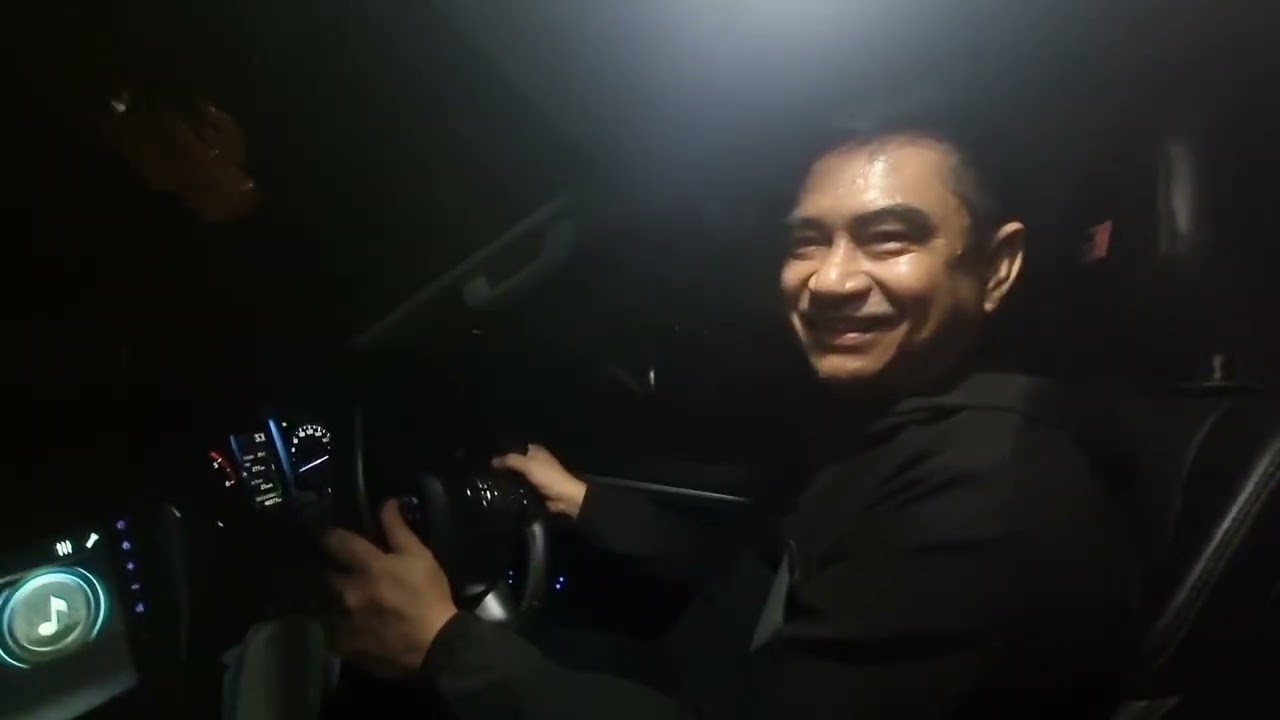 Perjalanan dari Palangka Raya ,Entikong  menuju Kuching  .