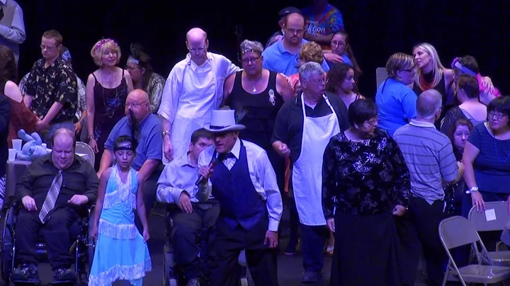 Walking Away - Mike Hutchens - Aktion Club Theatre...