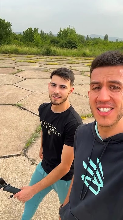 ИЗОСТАВЕНО ЛЕТИЩЕ ️🤫⚠️ #andystudio #андистудио - YouTube