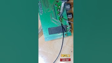 How to remove a without a desoldering pump #Soldering #Desoldering #ComponentRemoval #SolderingTips