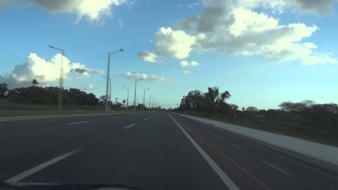 Passeio na Avenida Noide Cerqueira Feira