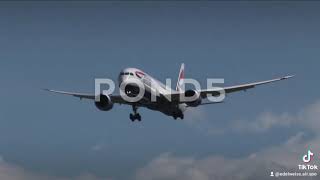 TIKTOK Edelweiss Air Spotter - British Airways BOEING 787 LANDS AT HEATHROW DURING ...
