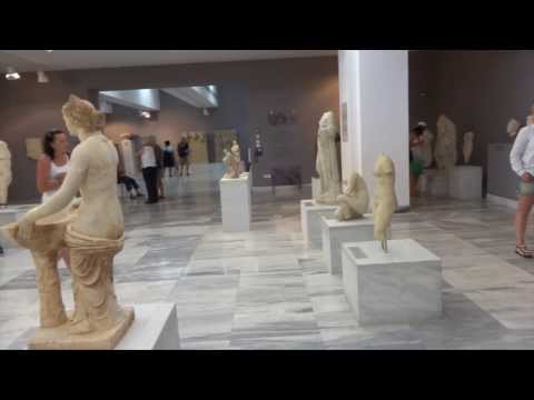 Wideo: Artefakty Muzeum Archeologicznego W Heraklionie Na Krecie - Alternatywny Widok