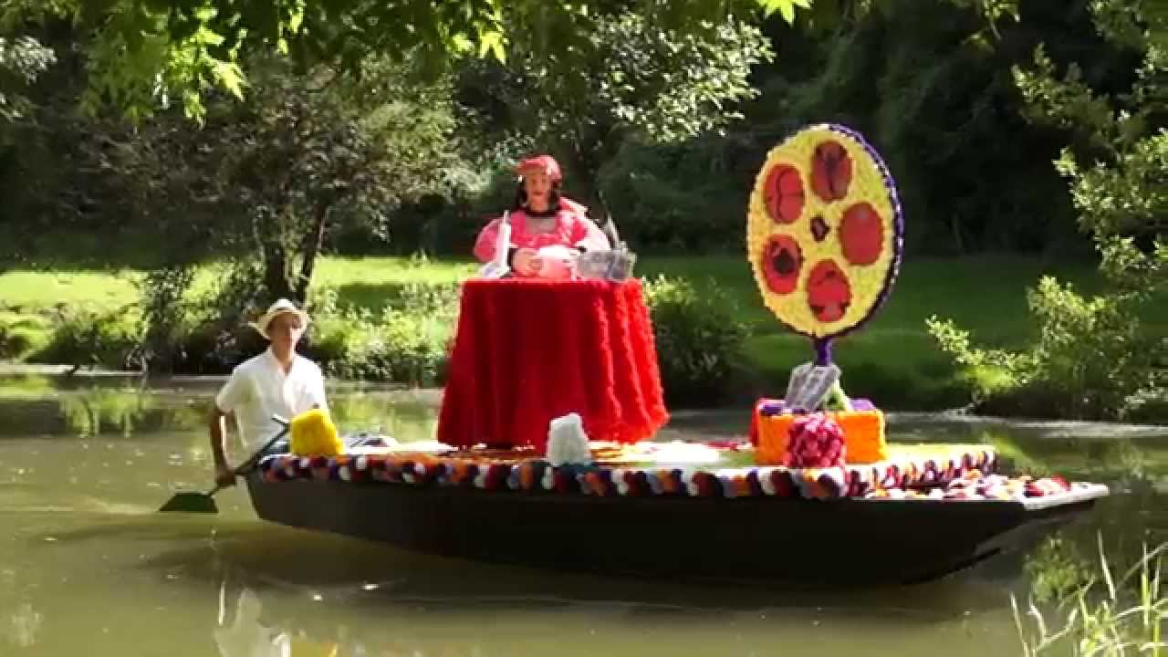 BATEAUX FLEURIS DE ST MAXIRE 2013