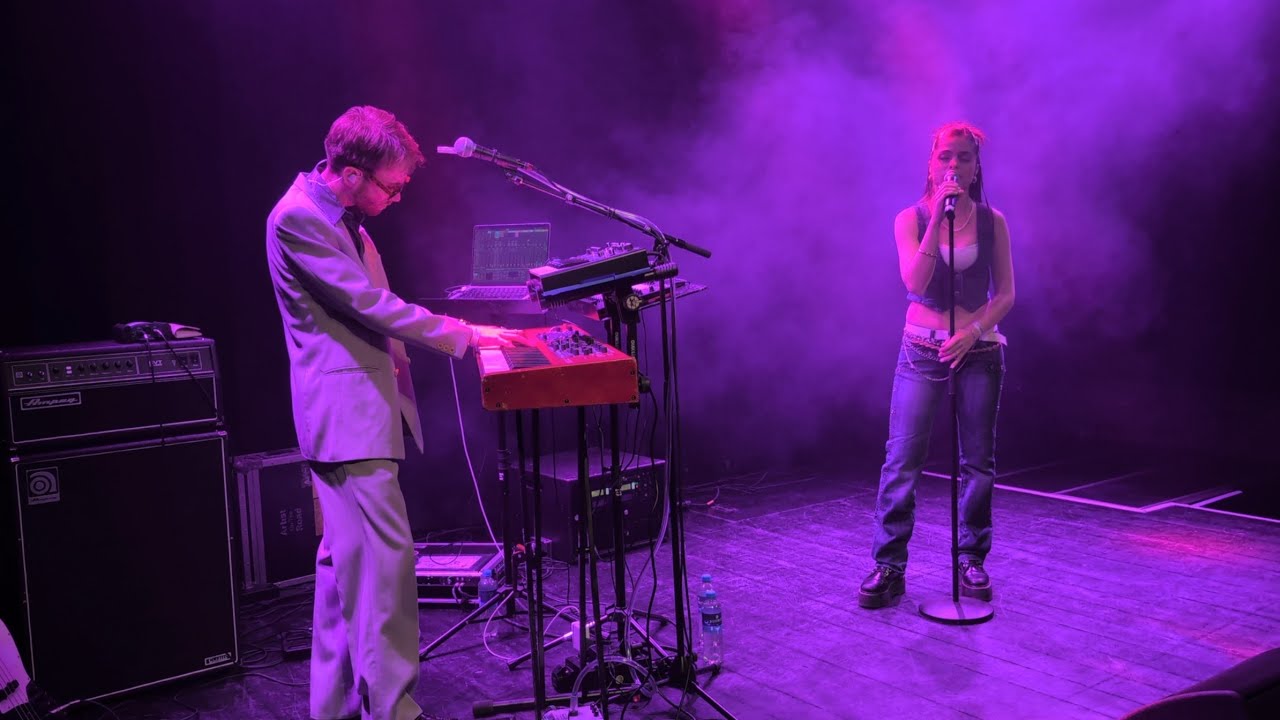 Astels 'The Meeting' Tour - Paradiso Amsterdam 23.05.2025 #1 - YouTube