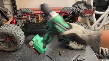 Kraton 8s Composite Ball Cup Replacement Time lapse