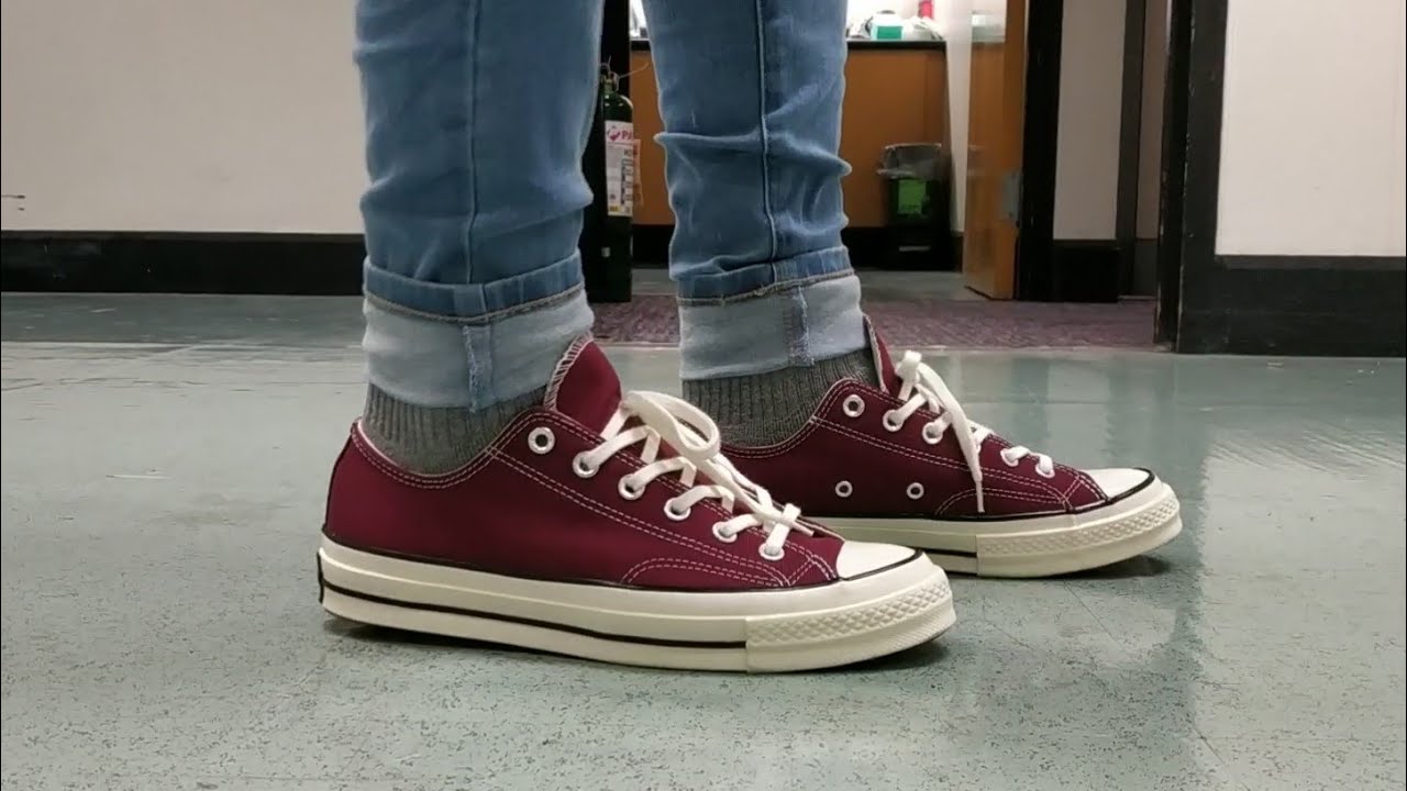 Converse Chuck 70's Maroon on feet - YouTube