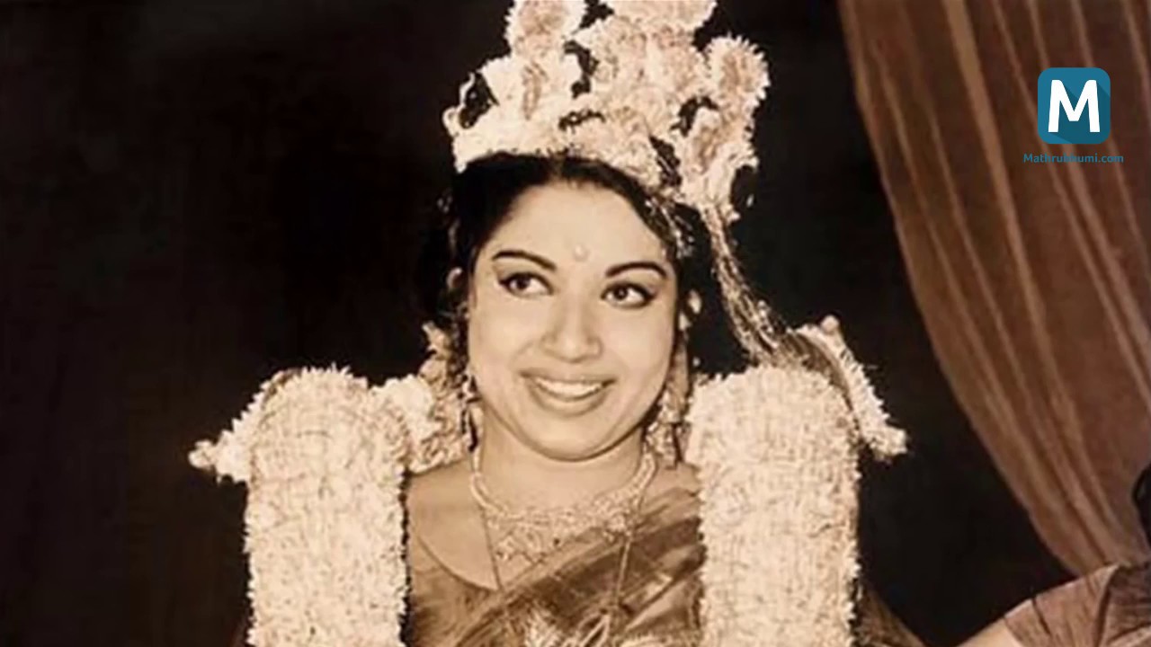 biography of jayalalitha movie