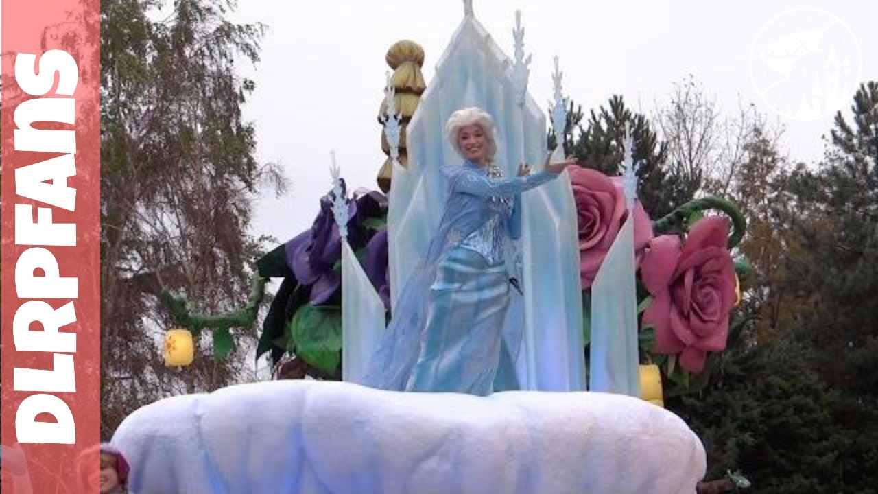 Disneyland Paris Christmas 2013 Disney Magic on Parade christmas part and new Frozen float