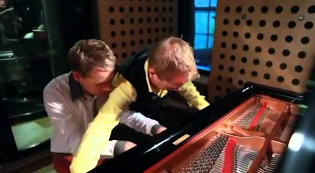 Unique Comedy Piano Duo Available from YouTube