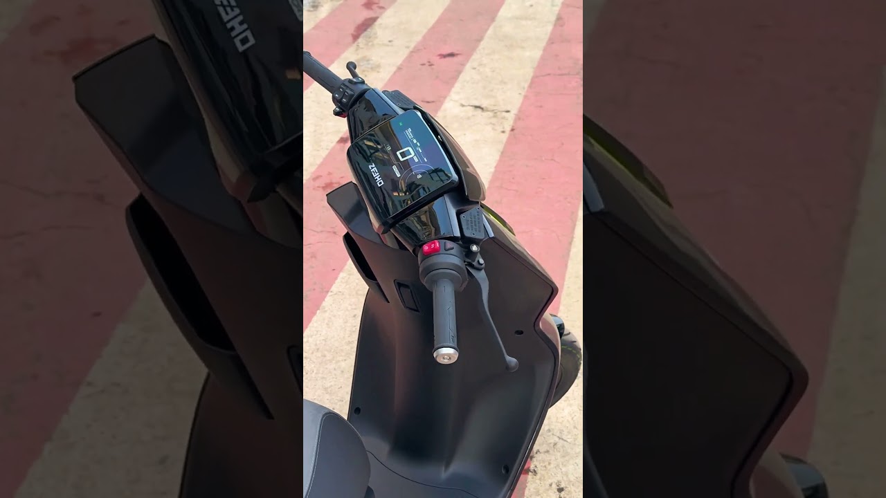 Скутер из будущего от CFmoto 