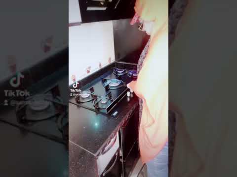 دى جى عمرو حاحا