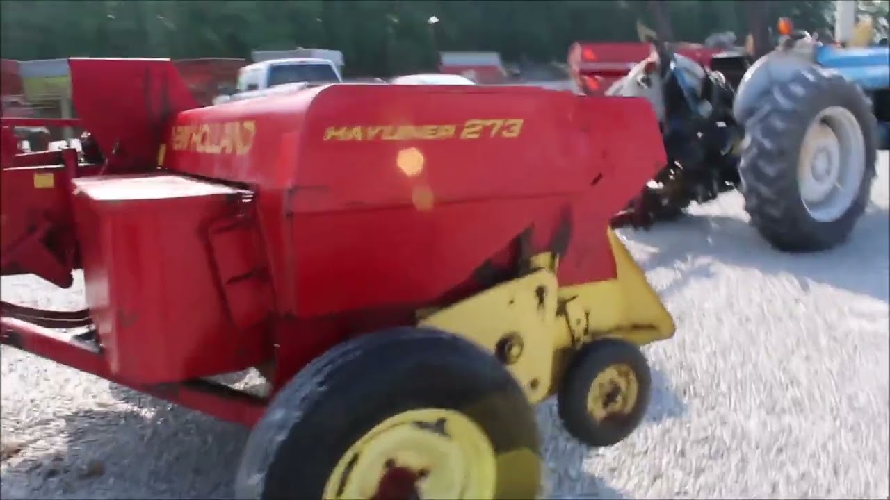 NEW HOLLAND 273 For Sale