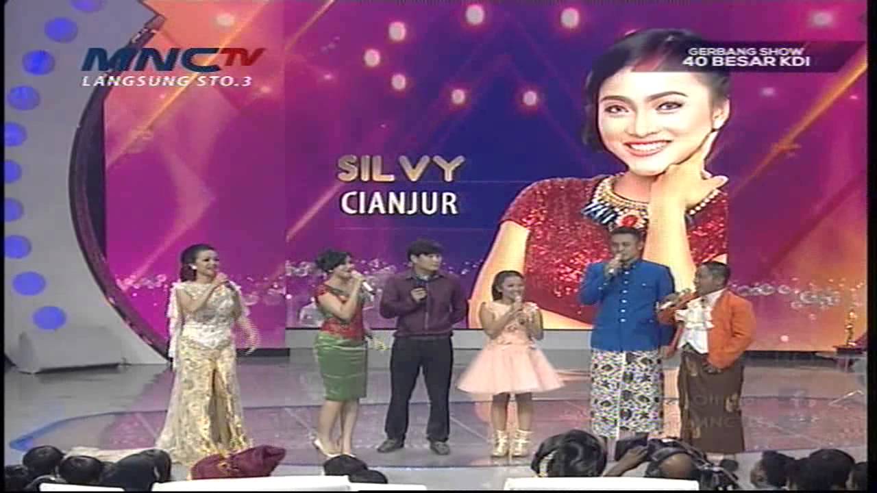 Julia Perez Di telfon Sahabatnya Dewi Persik - Gerbang Show 2015 (21/4)