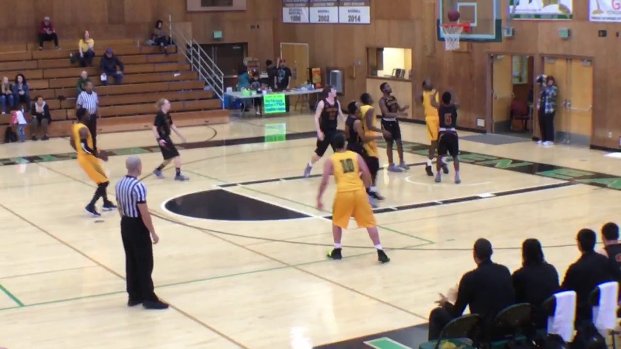 Gerard Andrus 40 points vs Redwoods