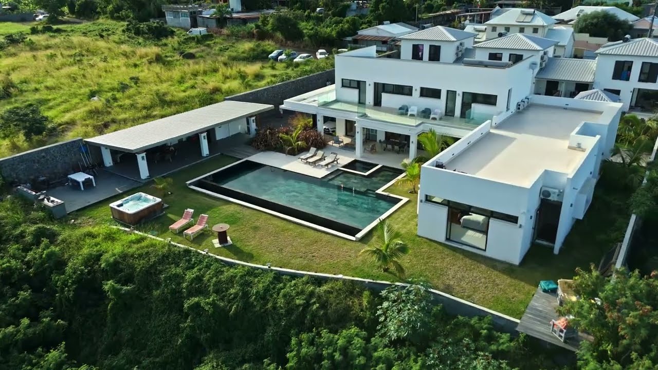 Découvrez la Villa Phoenix - Location saisonnière de Luxe - Saint-Pierre, La Réunion