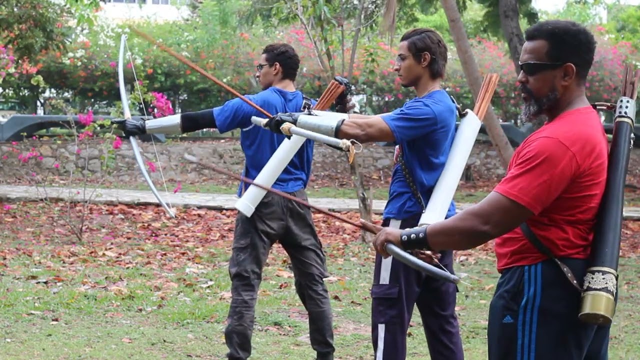 Crónicas del clérigo rojo (Fantasía Medieval Dominicana): Arquería élfica.