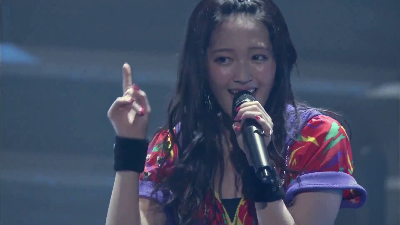 ℃-ute『世界一HAPPYな女の子～都会の一人暮らし～Midnight Temptation』