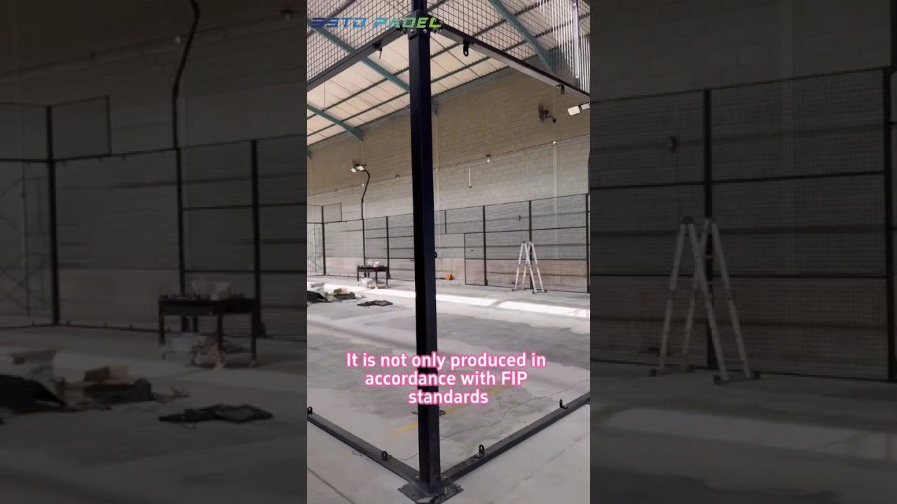 padel court installation 