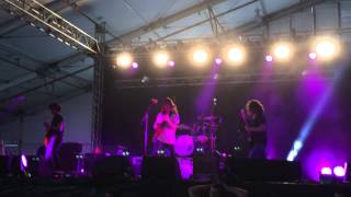Pulled Apart By Horses - I Punched A Lion In The Throat Live @ Soundwave Brisbane 2014